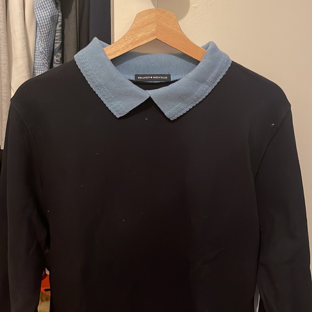 Brandy Melville Crew Neck